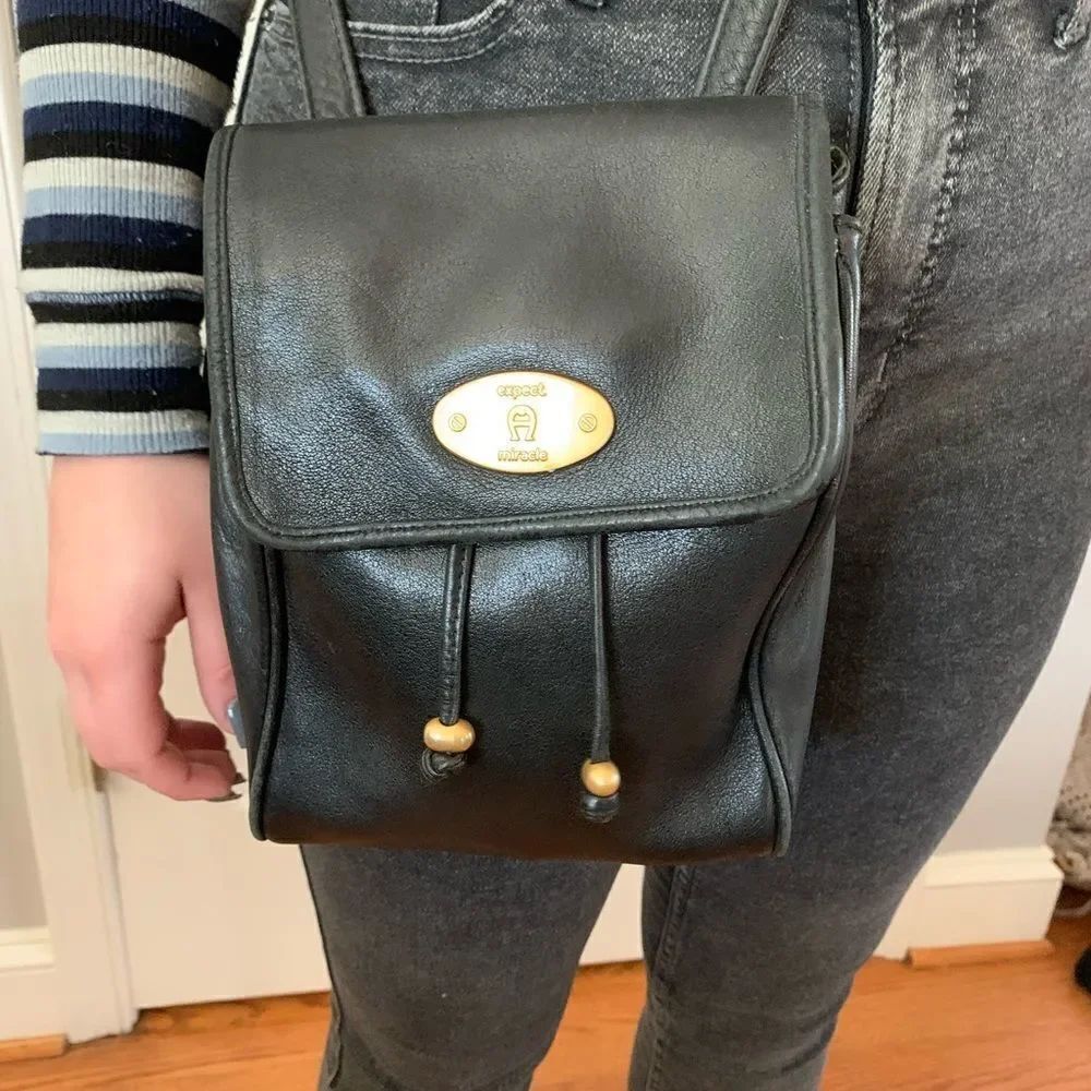 Expect A Miracle Black Leather Crossbody Bag - Picture 2 of 4